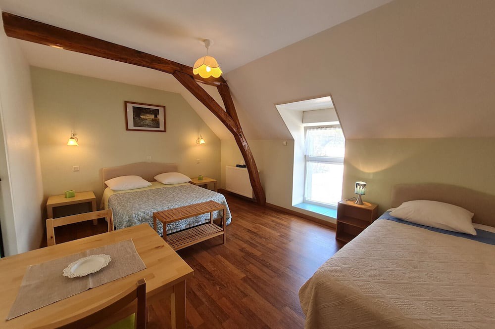 Cravant Bed & Breakfast | Guestroom Cravant, studio flat, 2 persons