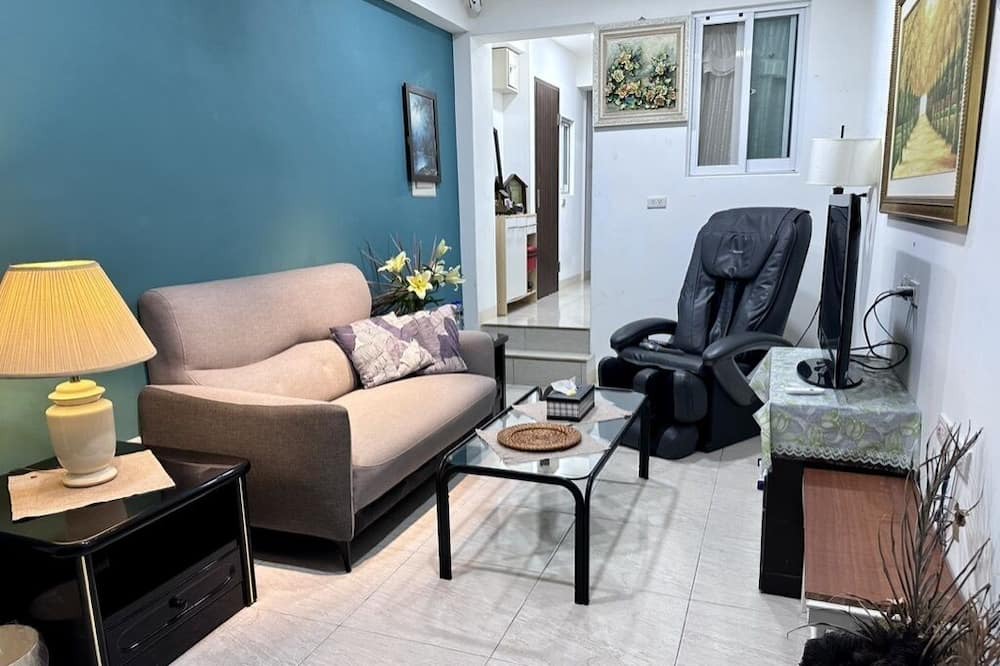 Wanhua Apartment | CityCenter, 8min to MRT, 1min to bus, FREEPARKING