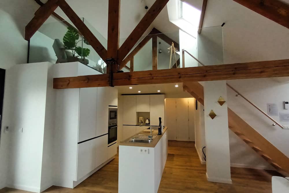 Rooigem Apartment | Luxe Loft in Gent