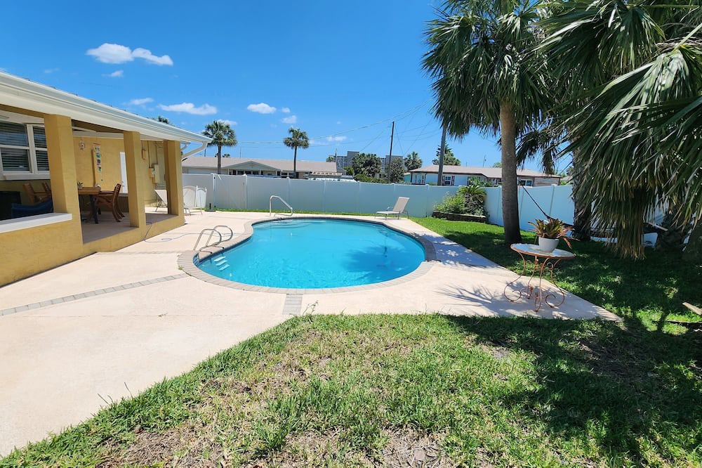 Ormond Shores House | Beautiful Beachside Pool Home located three blocks from the Atlantic Ocean