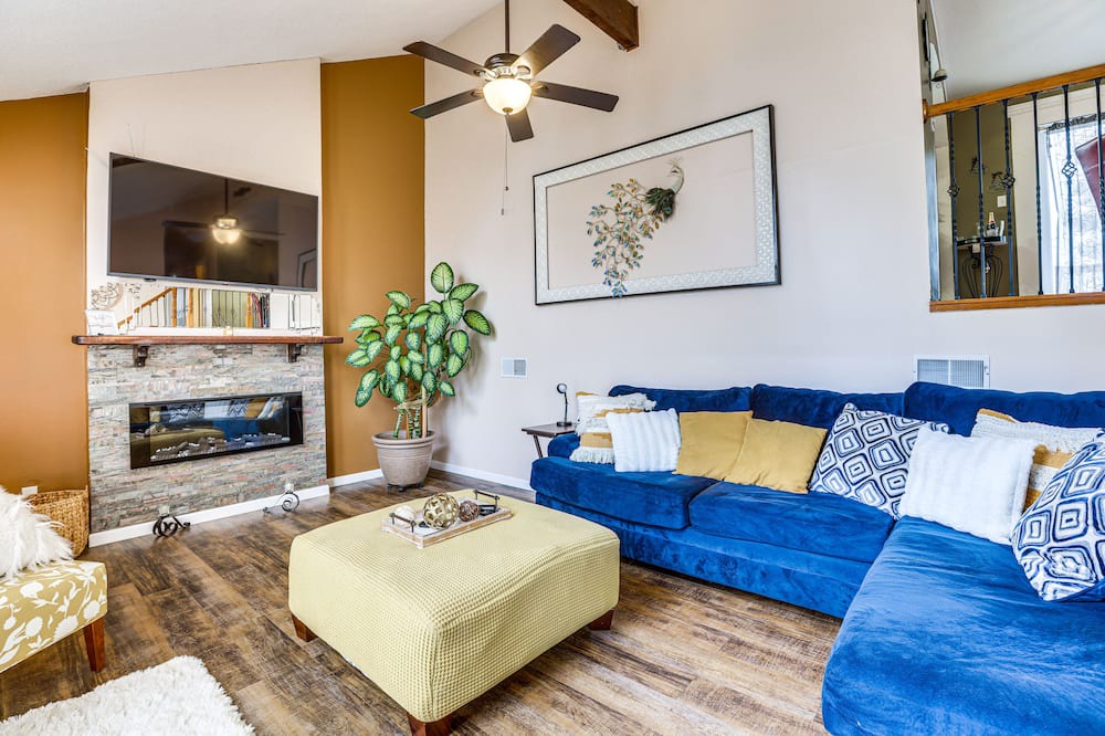 New Castle House | Birmingham Home w/ Patio, BBQ Grill & Family Games