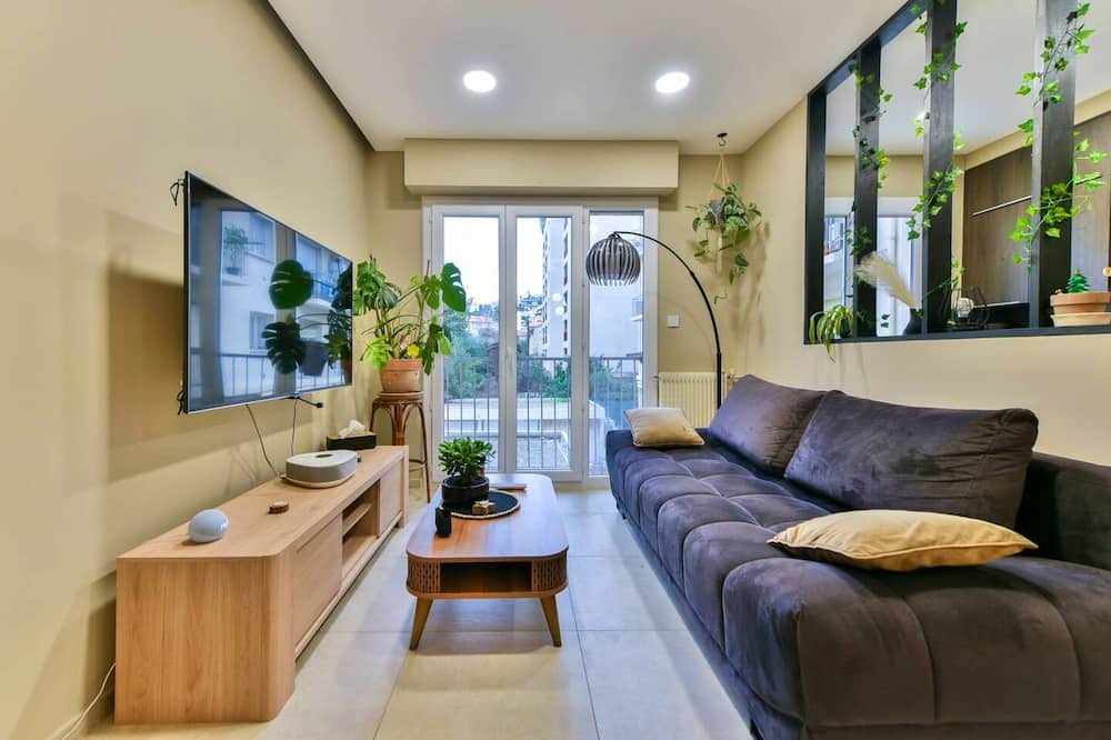 Liberation Apartment | Homerez - Nice appartement 2 km away from the beach for 4 ppl. at Nice