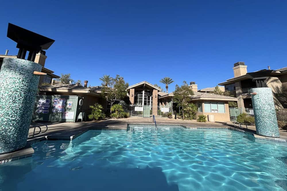 Spring Valley Resort | Family sized Las Vegas condo!