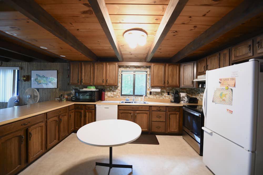 Standish House | Private Frye Island waterfront cottage with spectacular sunrise views!