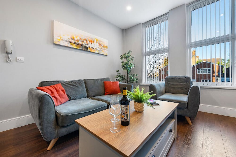 Moseley Apartment | Modern Cozy 1-Bedroom Flat | Prime Location in Moseley