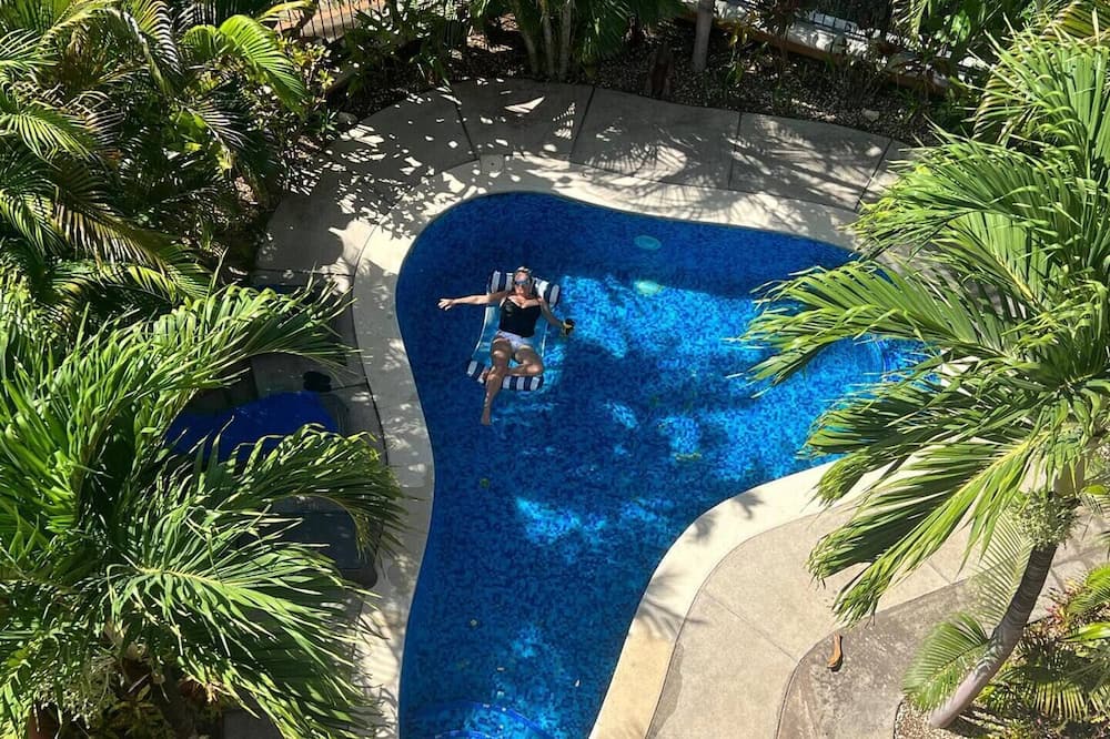 Santa Barbara House | Comfy Very Large Home with Private Pool and close to town! Private community.