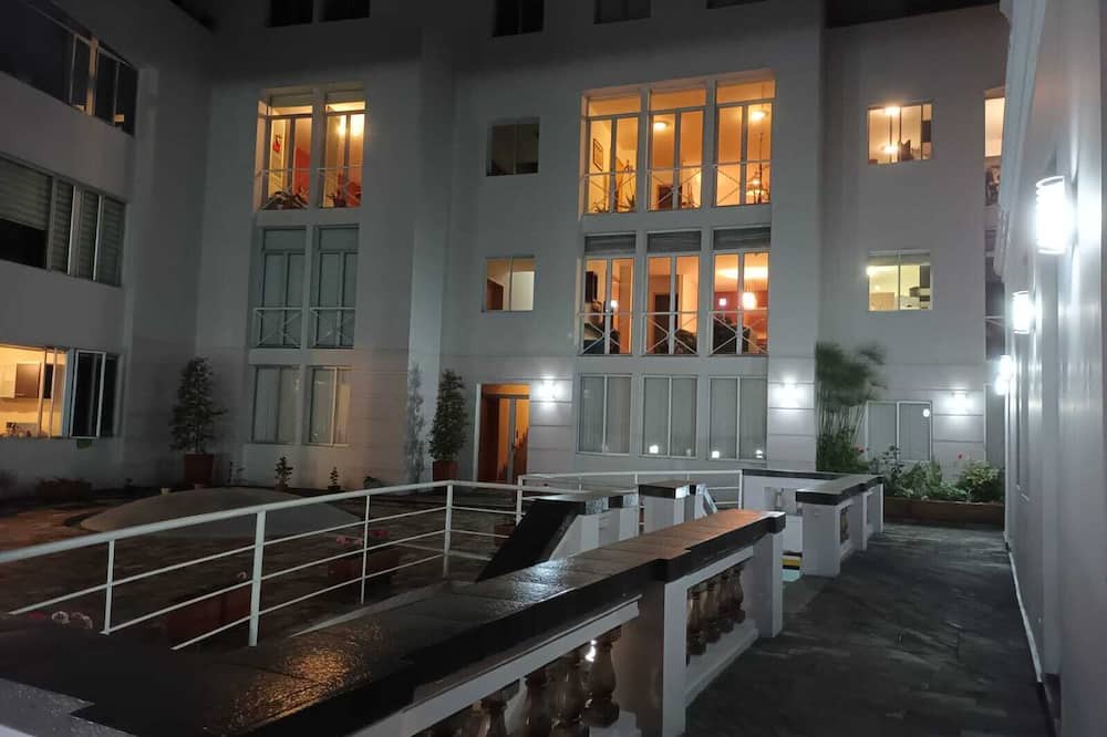 Quito Historic Center Apartment | Elegant and confort apartment in exclusive tourist zone in Quito historic center