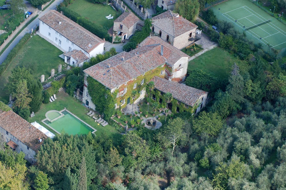 Vorno Villa | Villa Michaela, New Listing! Spacious Villa, exclusive venue with Pool, Chapel and Tennis courts