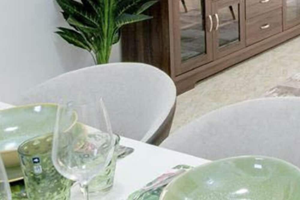 Naif Apartment | Homely 1 Bedroom Apartment