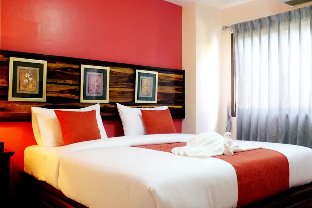 Mae Ram Phueng House | The best 3-star hotel in Bang Saphan located right next to Mae Ram Phueng Beach