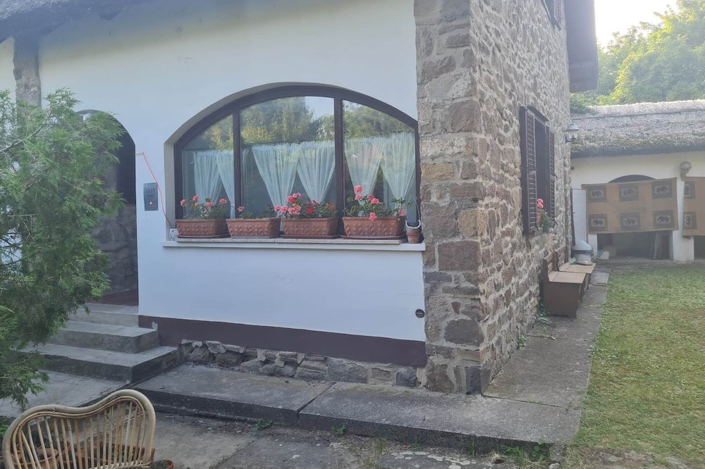 Tihany Villa | Tihanyi Villa for parties or large families!