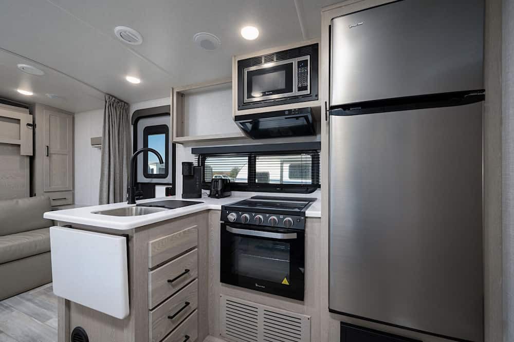 Tyler House | MicroLite RV