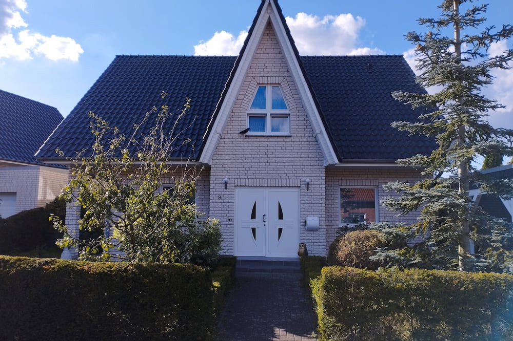 Wolfsburg Apartment | Ferienwohnung mit 85m2. Für 2 Erwachsene und 2 Kinder