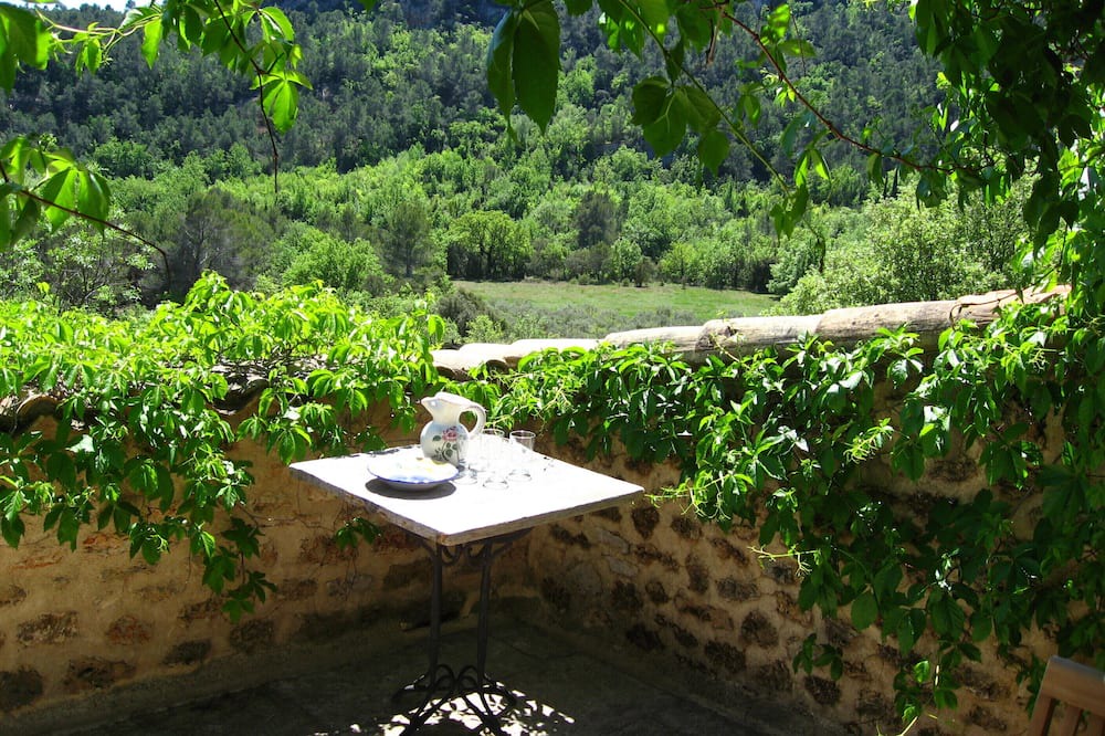 Sillans-la Cascade Other | Outstanding Olive Mill in protected environment, house for 6, studio for 2, Pool