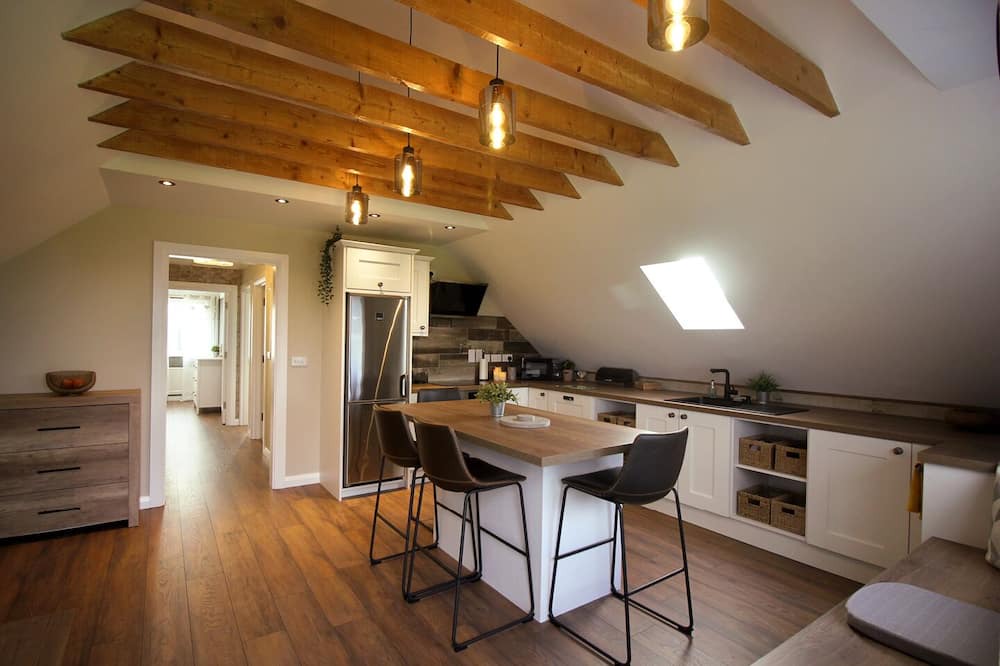 Inishmacatreer Apartment | Completely new converted and fully equipped luxury apartment in Connemara