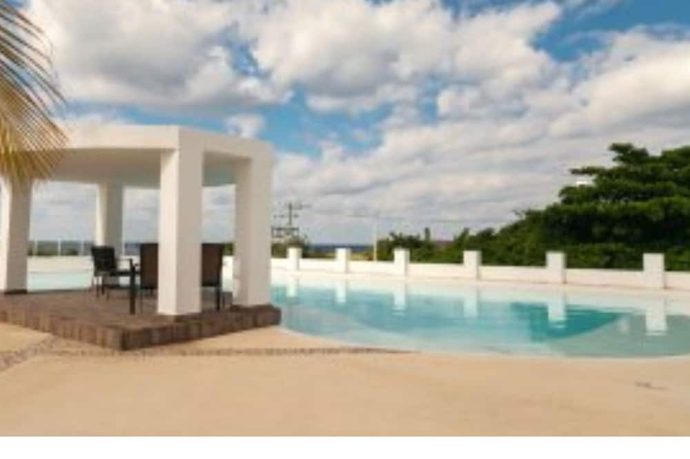 Colonos Cuzamil Apartment | Oceanfront studio en Cozumel