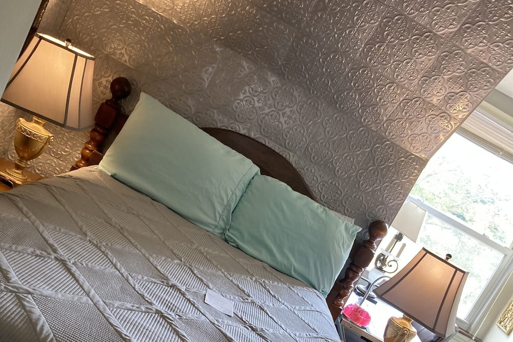 Pittsburgh Apartment | Highland Park Pittsburgh