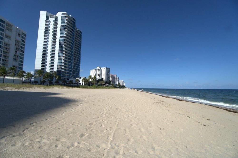 Bel Air Apartment | Paradise place, walking distance to beach. Comfortable Full furnished/equipped.