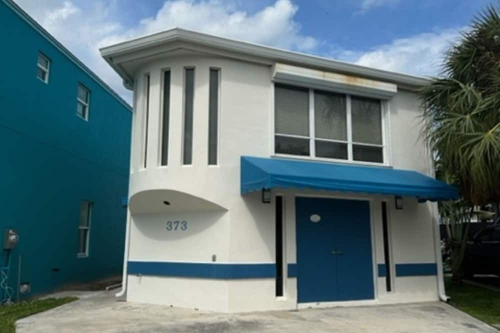 Nettles Island House | Bath Riverfront Home WIFI | 3 Bed, 2 Bath
