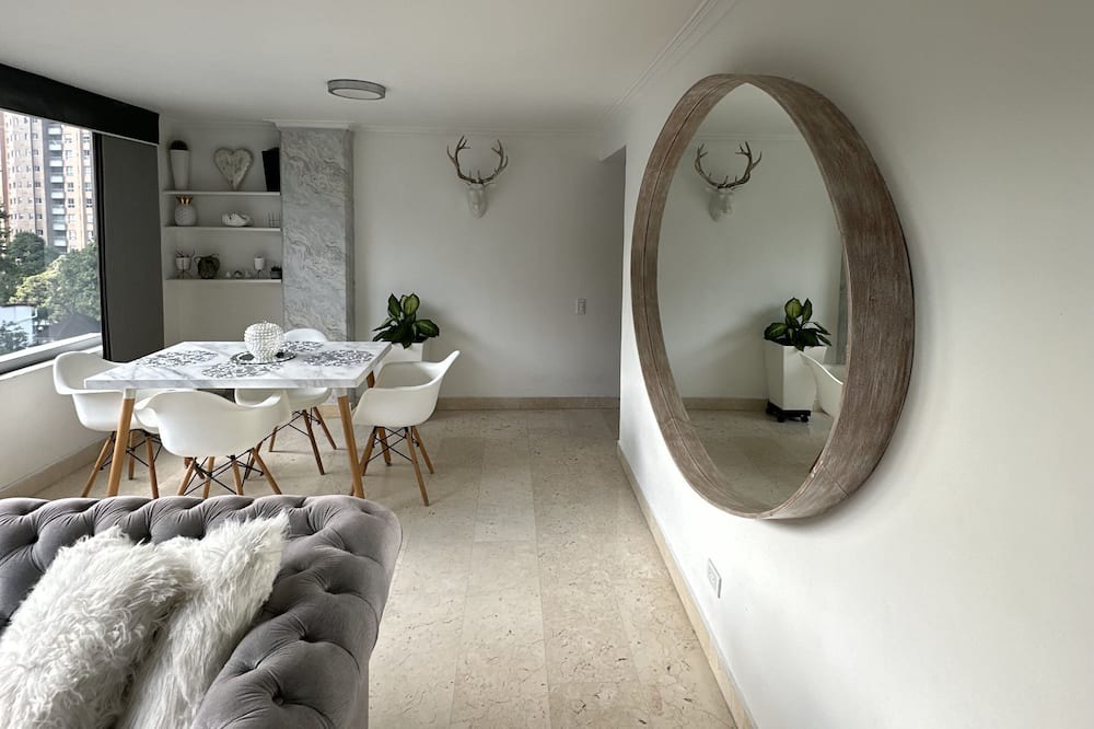 El Castillo Apartment | Apartamento en la Mejor Zona del Poblado Cerca a los Mejores Centros Comerciales