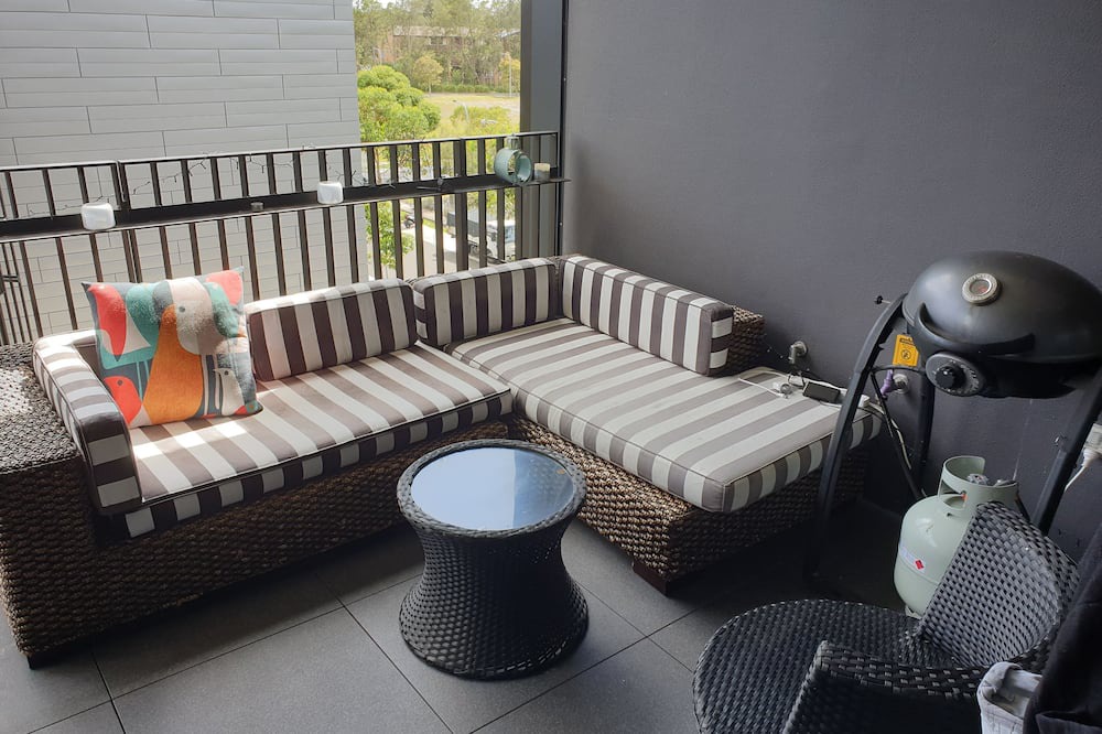 Little Bay Apartment | Eastern Suburbs Coastal Apartment with Large Balcony