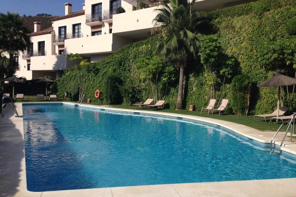 Benahavis Apartment | 2D - El Casar Deluxe Apart