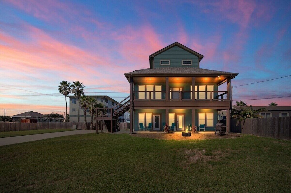 Shibui Sands House | Boat Parking|Oversized Yard|Pet Friendly|Fire Pit