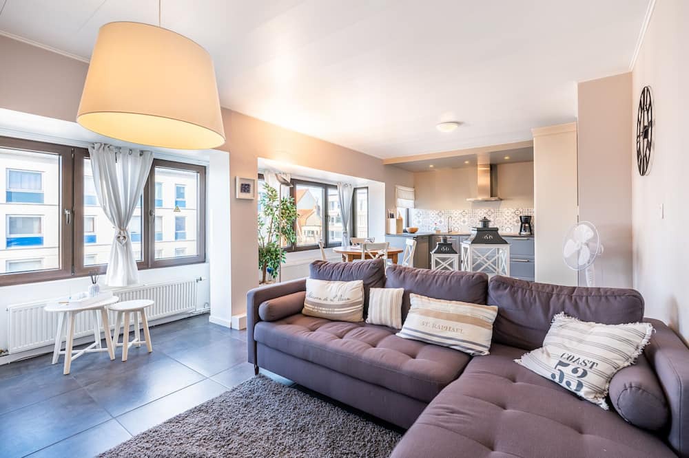 Koksijde-Bad Apartment | Les 4 Mouettes 402 located in the center