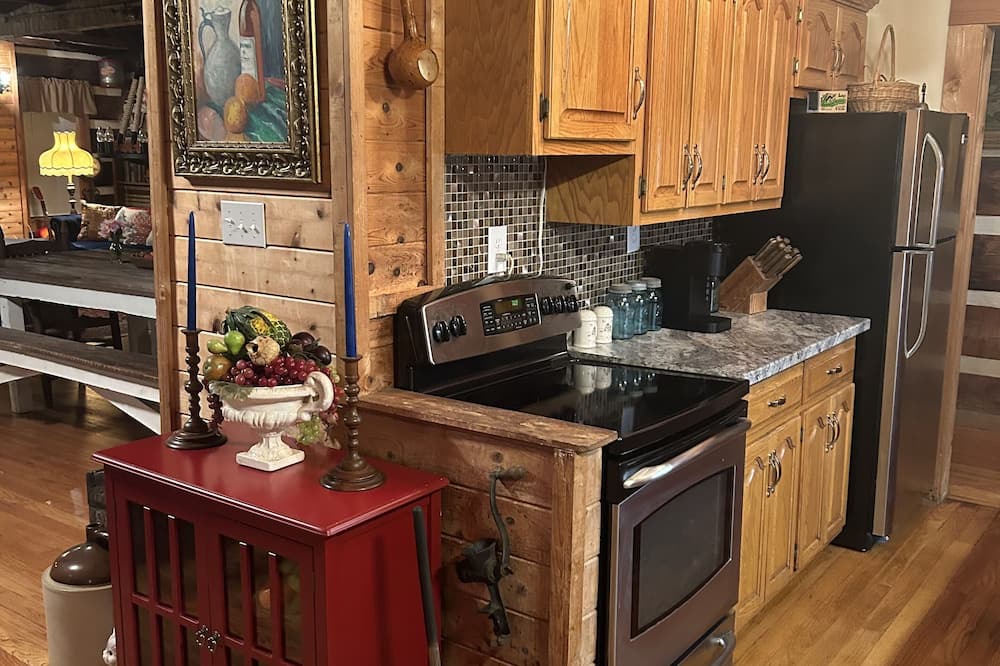 Hestand Cabin | Whippoorwill Hollow on Kettle Creek