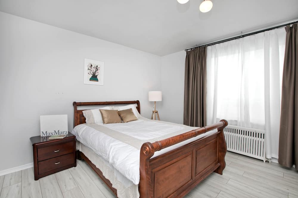 Downsview Apartment | Parkview Home 5