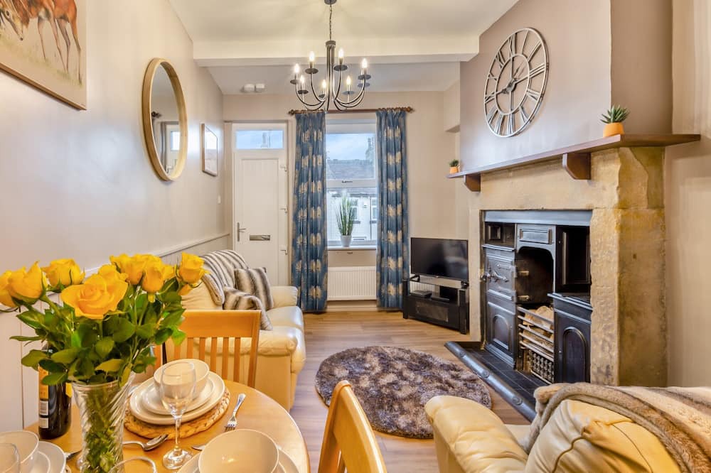 Oakworth Cottage | 2 bedroom accommodation in Oakworth, near Keighley