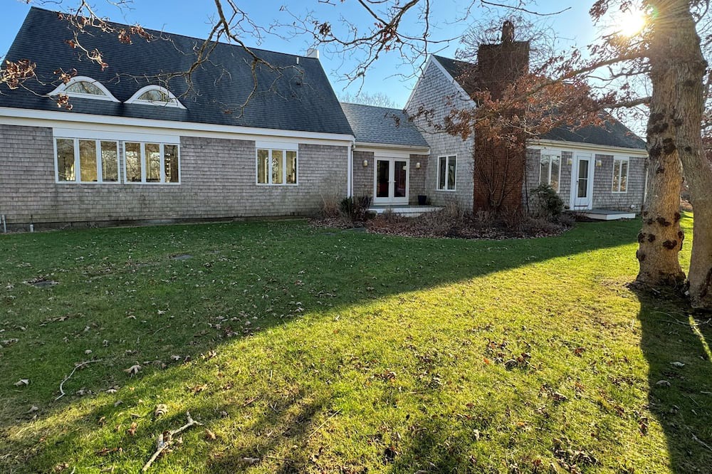 Edgartown House | Architect Designed Oasis in Exclusive Oyster Pond -Pool, Kayaks & Beach!