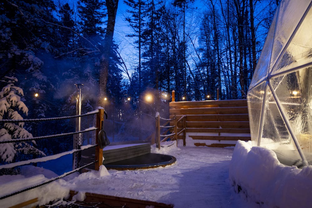 Sainte Rose du Nord Ski Chalet | River/Wooden Hottub Dome in Nature