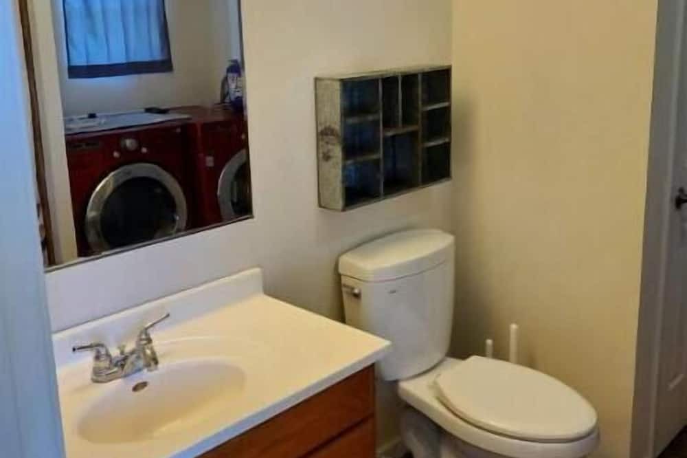 Epworth Apartment | West Main Apartment