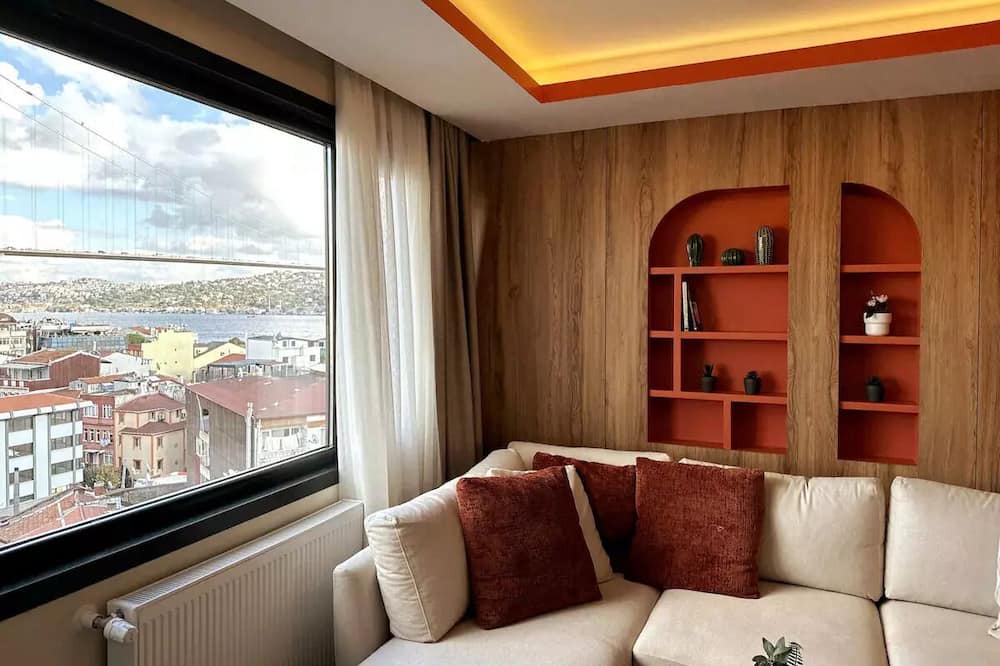Inegeul Apartment | Stunning Bosphorus View