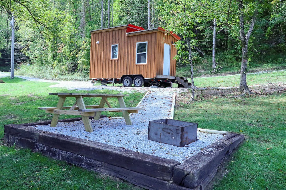 Stanton Apartment | Welcome to Cozy Cabin - Small in size, big in charm