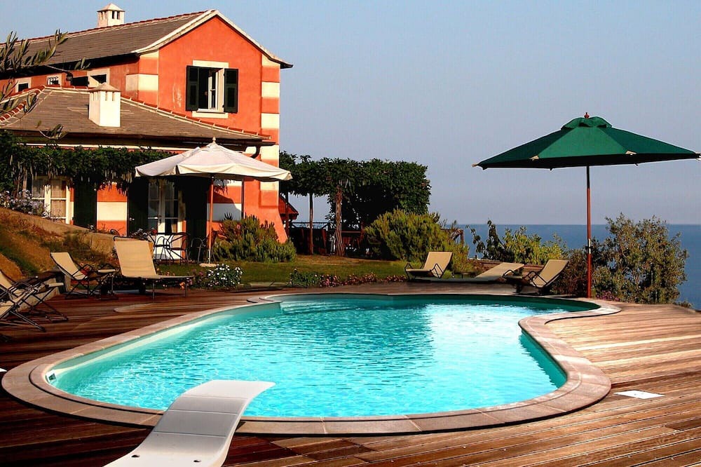Celle Ligure Apartment | Studio Apartment "Capanno - Natta Di Monte Tabor" with Sea View, Shared Pool & Wi-Fi