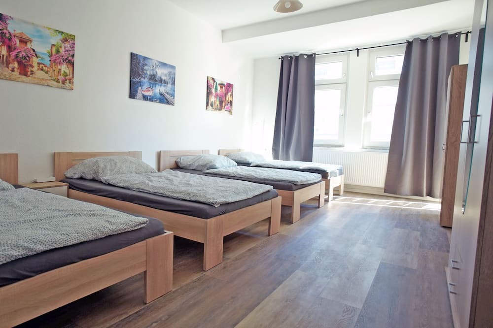 Marxloh House | Neu Sanierte Monteurzimmer 1-8 Personen