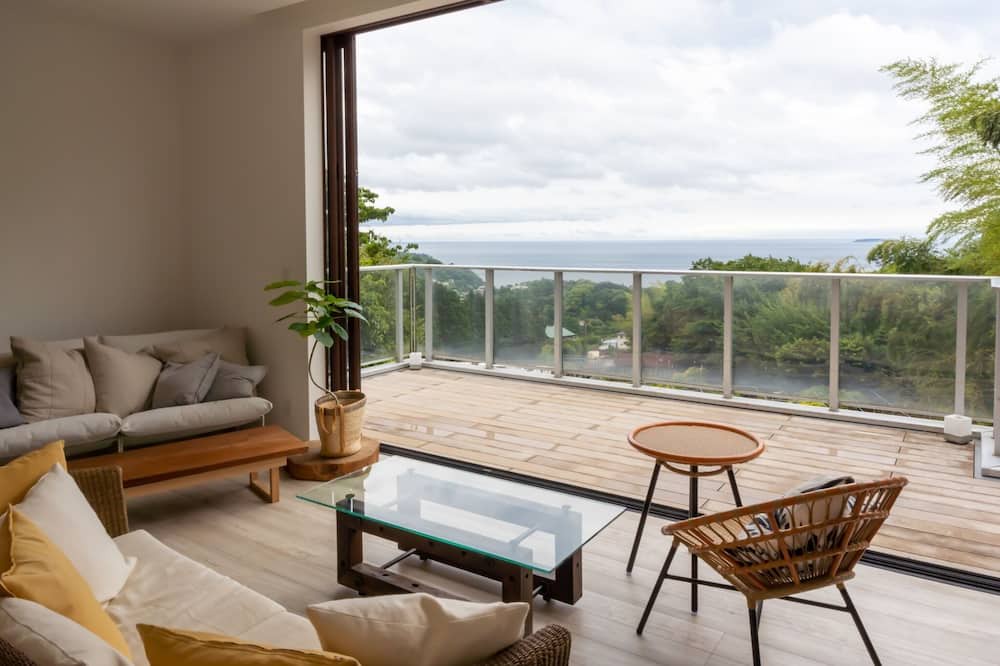 Yoshihama House | Yugawara Vacation House / Ashigarashimo-gun Kanagawa