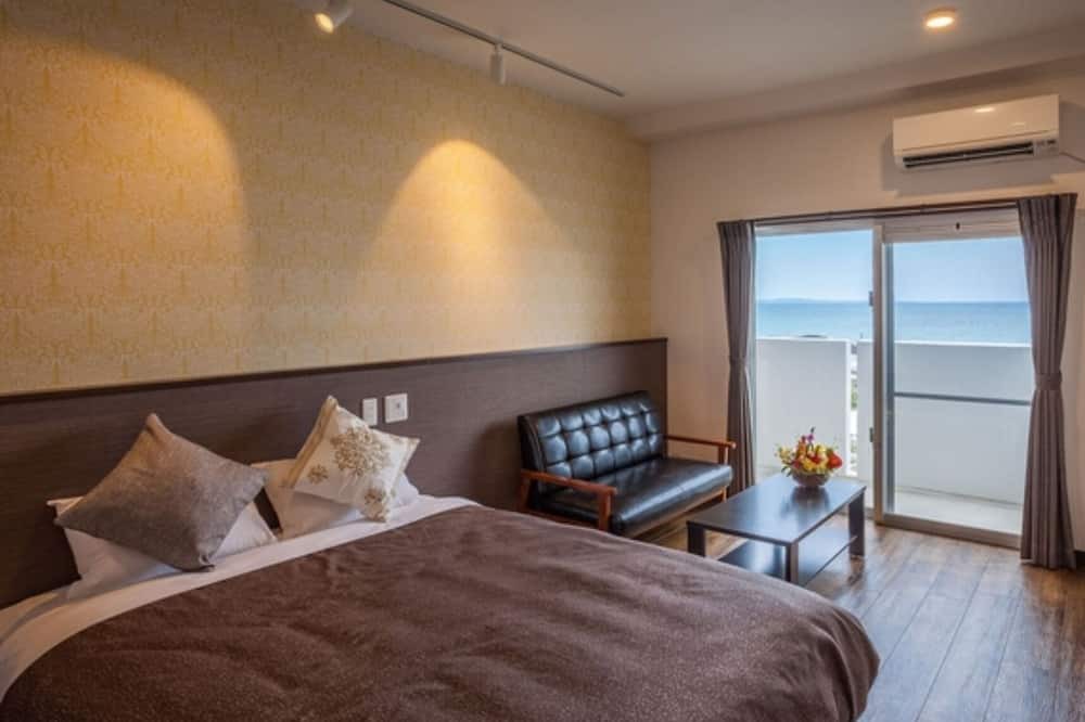 Itarashiki House | Double bedroom Capacity 12 people nonsmoking / Shimajiri-gun Okinawa