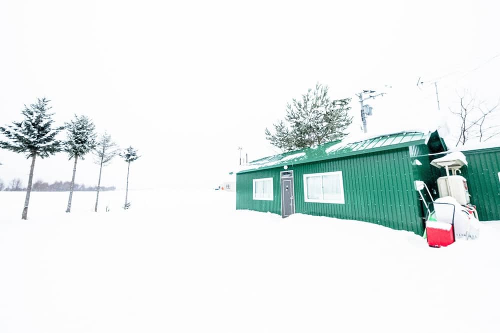 Furano House | Stargazing Log House Farm Resort Hidden Retreat in Furano / Furano Hokkaidō