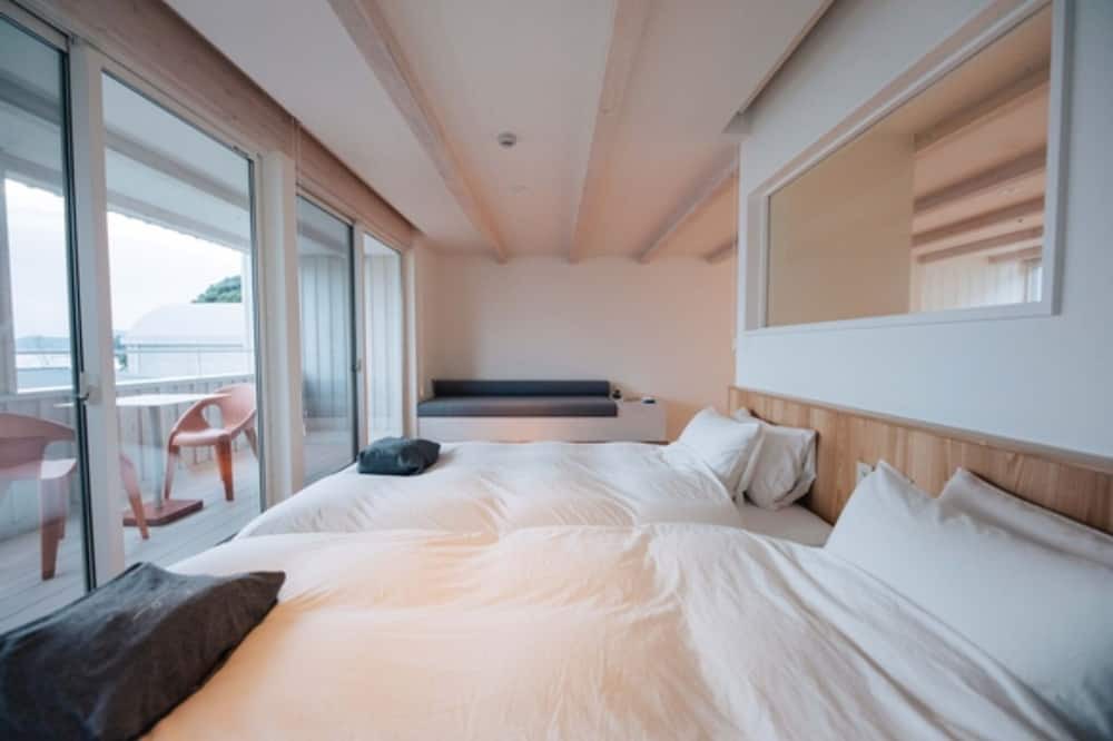 Goto House | Maisonette wide terrace for VS | Room without m / Goto Nagasaki