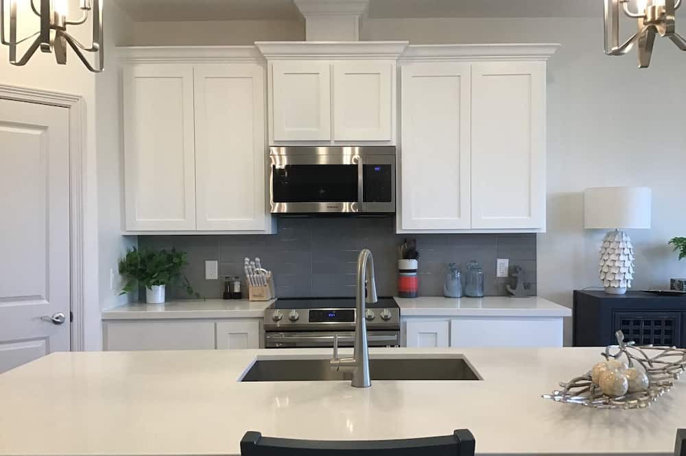 Laguna Vista House | The Serenity Spot - 137TP