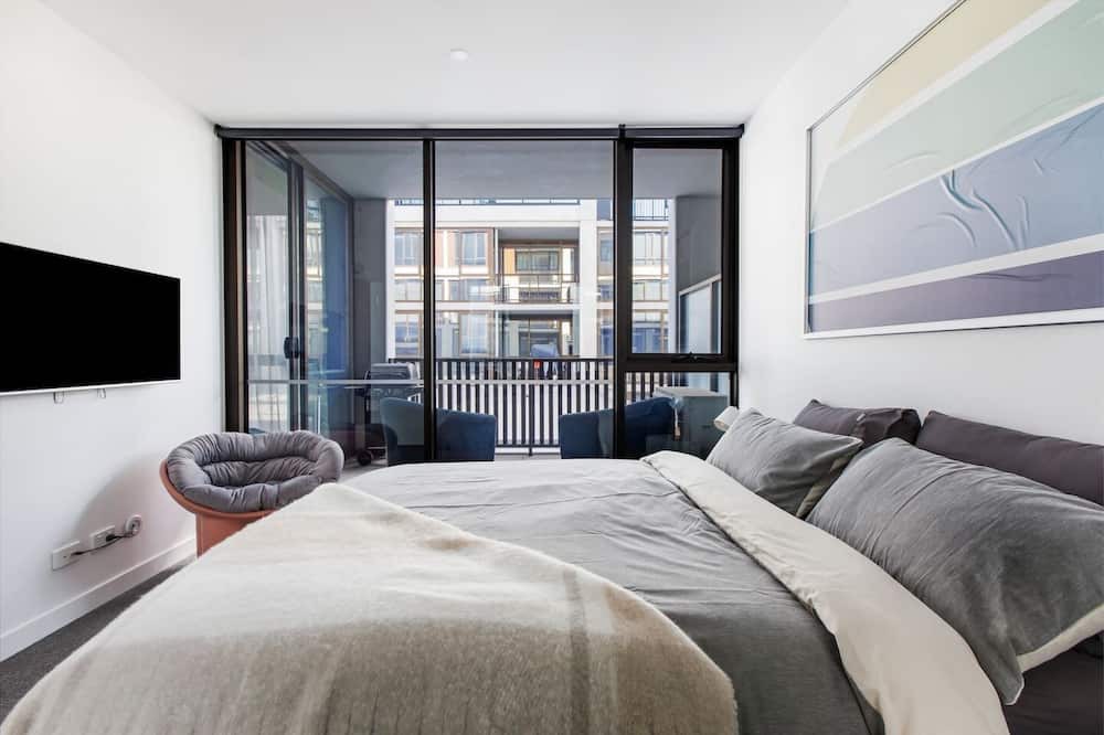 Flemington Apartment | The Ascot Edgy Urban Flair in Flemington