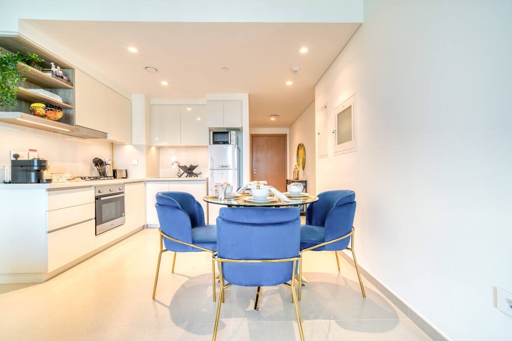Za'abeel 2 Apartment | Dubai Elegance: 1BR with DIFC and Zabeel Views