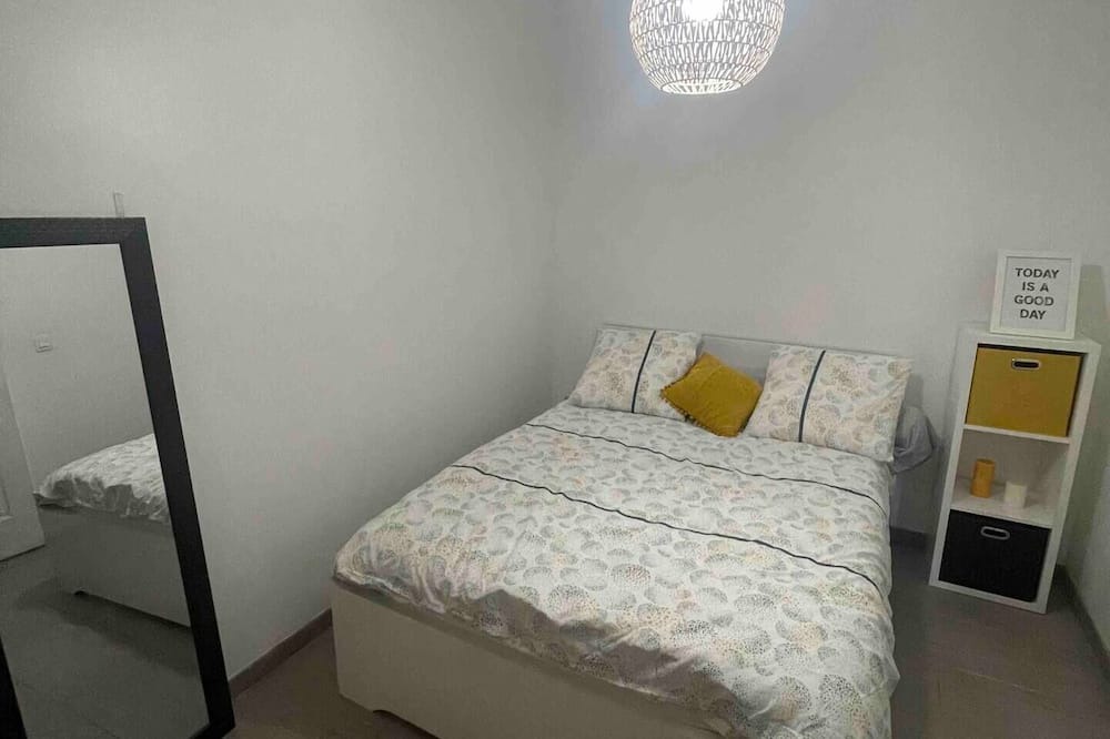 Tremblay-en-France Apartment | Appart T2 Proche Aéroport Roissy