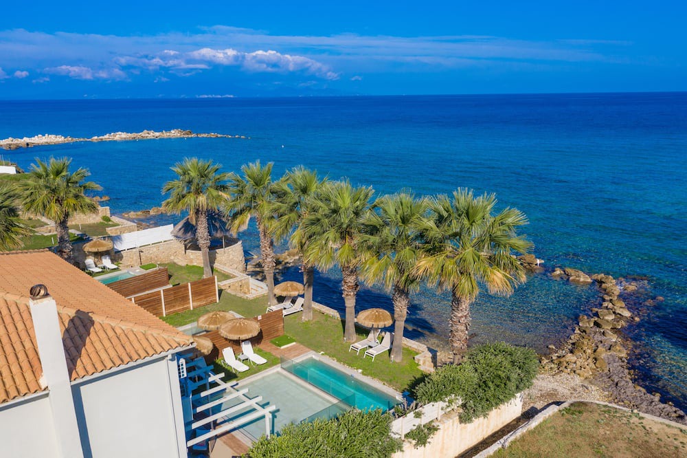 Drosia Villa | Gaia Deluxe SeaFront Villa, with Private Pool & Direct Access to the Beach