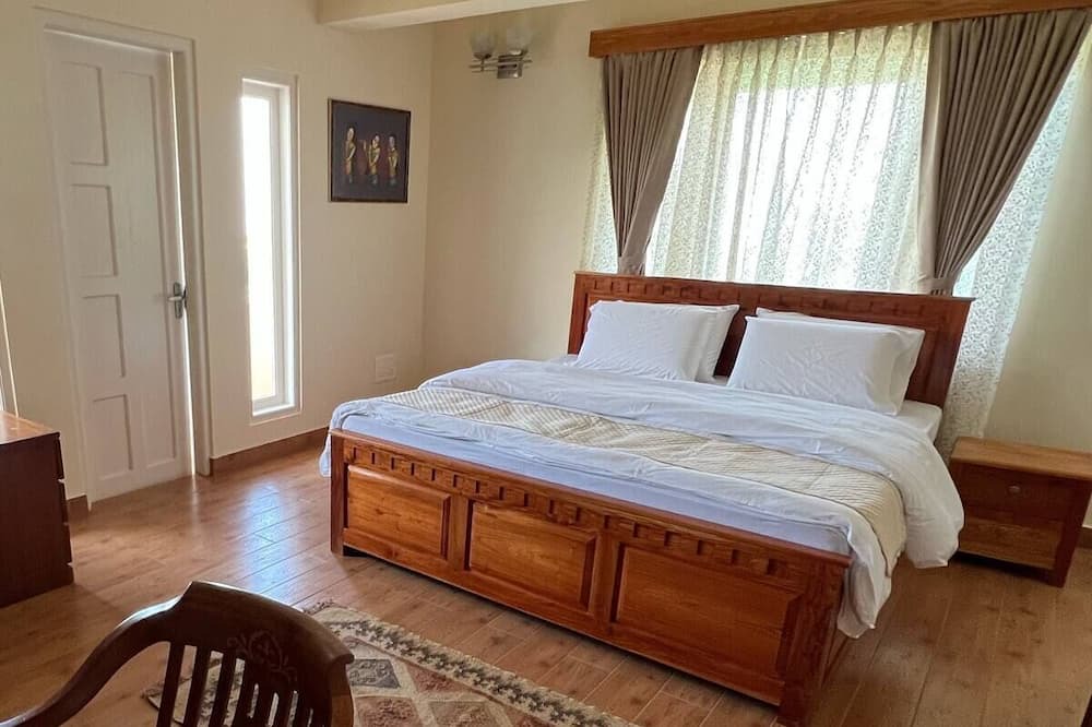 Police Bazar Villa | BV Boutique Homestay "Lily"