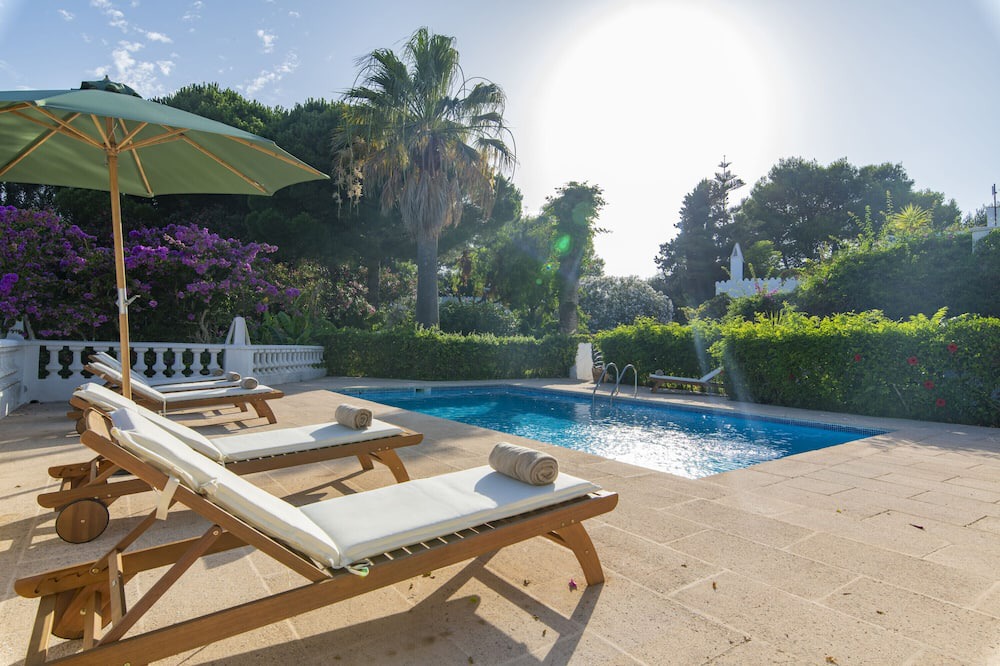 Mahon Villa | Villa 'Es Patrons - Lujo Rural' with Mountain View, Wi-Fi and Air Conditioning