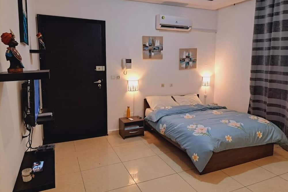 Cocody Apartment | Vrbo Property